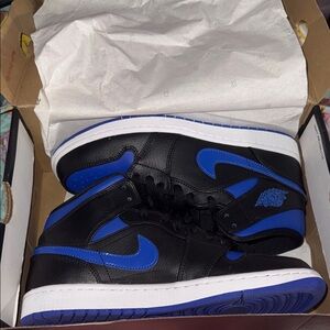 Nike Men's Black and Royal Blue High-Top Sneakers